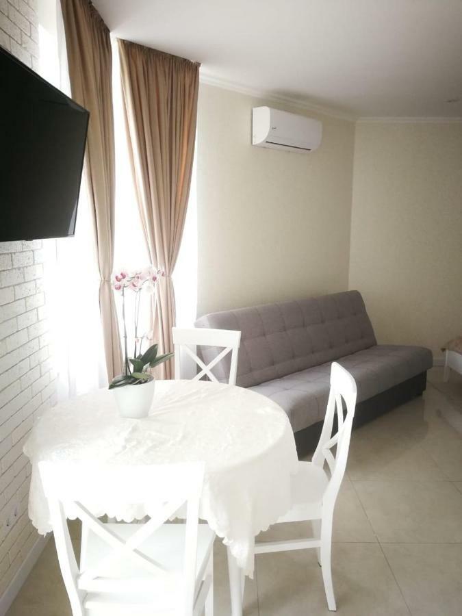 New Appartment In Yuzhny Iujne Exterior foto